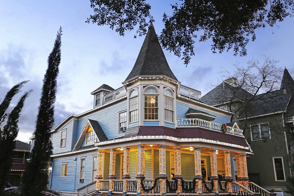 Sara'S Inn On The Boulevard Houston Exterior photo